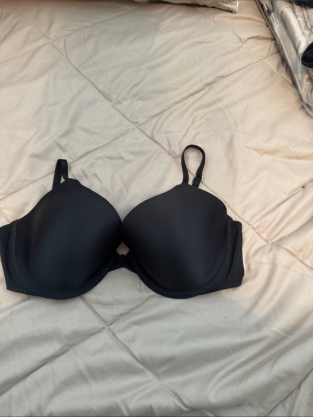 Victoria's Secret Black Smooth T-Shirt Bra